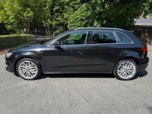 2018 Audi A3 e-tron 1.4T Premium