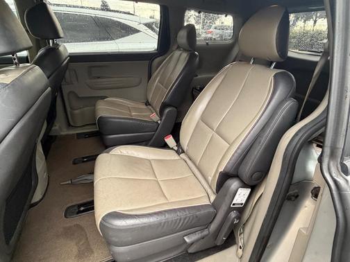 Gray 2017 Kia Sedona LX