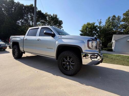 Silver 2018 GMC Sierra 1500 SLE