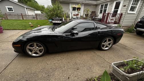 2005 Chevrolet Corvette Base