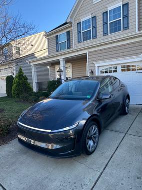 2026 Tesla Model Y Premium AWD