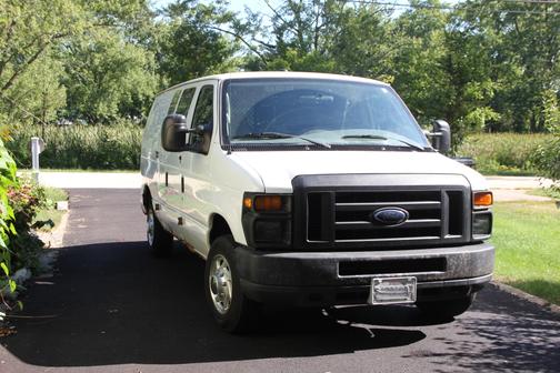 2008 Ford E150 Base