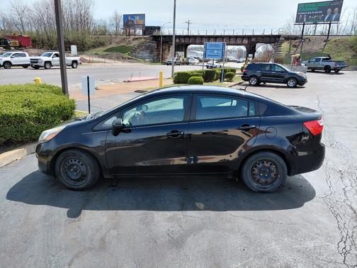 Black 2014 Kia Rio LX