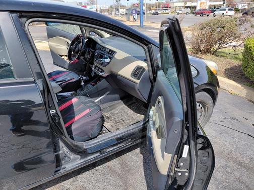 Black 2014 Kia Rio LX