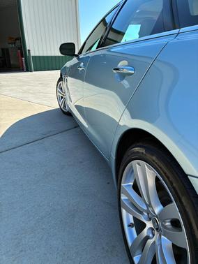 Blue 2013 Jaguar XJ Base