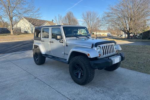 2012 Jeep Wrangler Unlimited Sahara