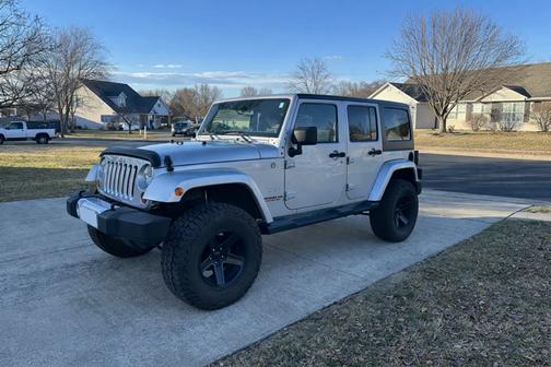 2012 Jeep Wrangler Unlimited Sahara
