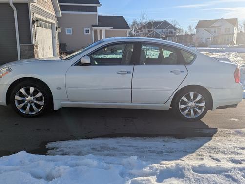 2007 INFINITI M35 x