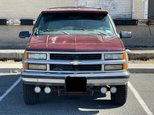 1998 Chevrolet Tahoe Base