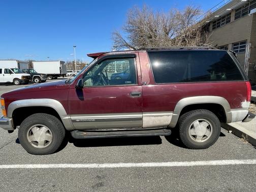 1998 Chevrolet Tahoe Base