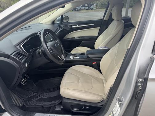 2017 Ford Fusion Energi Titanium