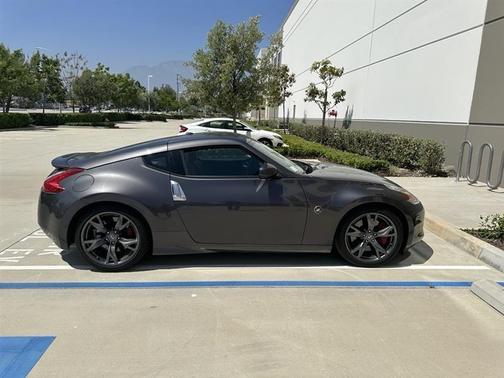 Gray 2010 Nissan 370Z Touring