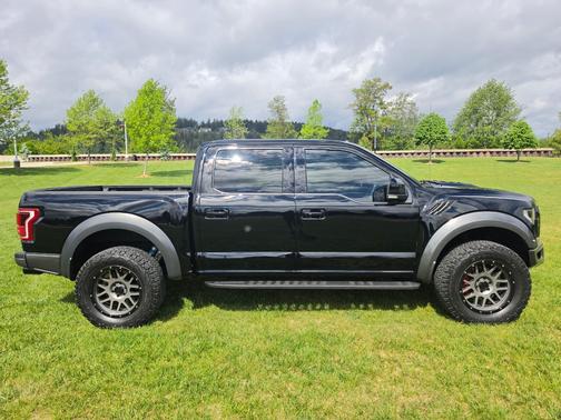 Black 2017 Ford F-150 Raptor