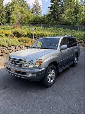 2005 Lexus LX 470 Base