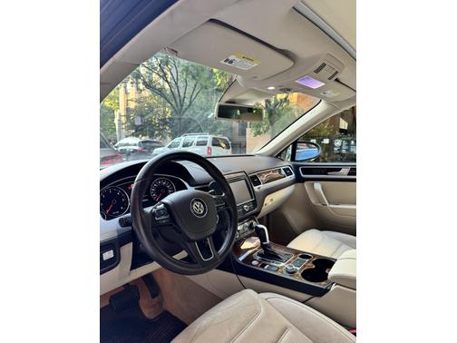 2015 Volkswagen Touareg TDI Lux