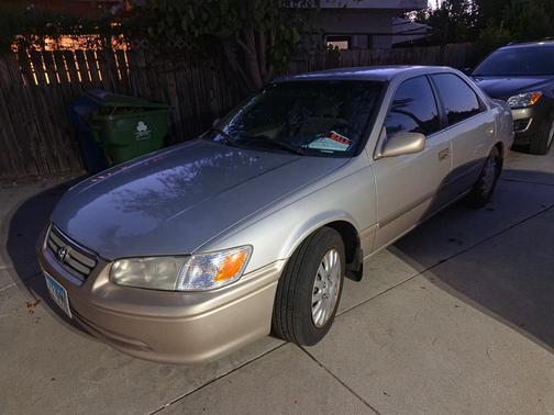 Beige 2001 Toyota Camry CE