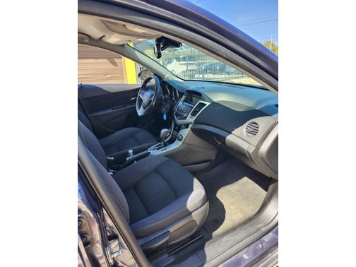 Blue 2014 Chevrolet Cruze 1LT