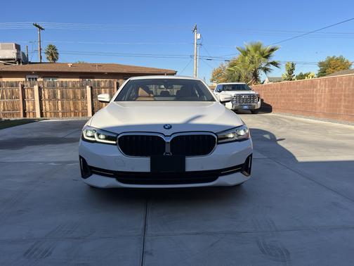 2022 BMW 530 i xDrive
