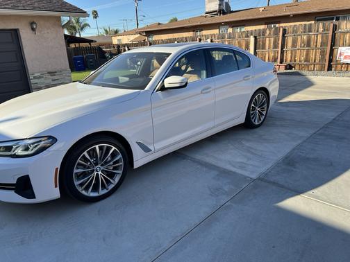 2022 BMW 530 i xDrive