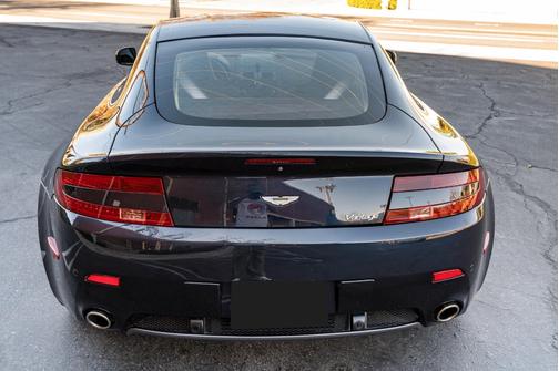 Blue 2009 Aston Martin V8 Vantage Base