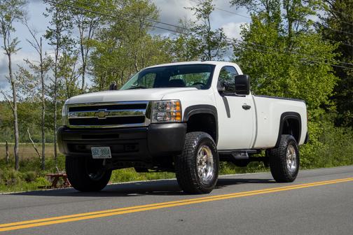 White 2009 Chevrolet Silverado 1500 Work Truck