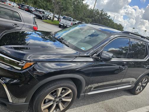 2025 Honda Pilot Elite AWD