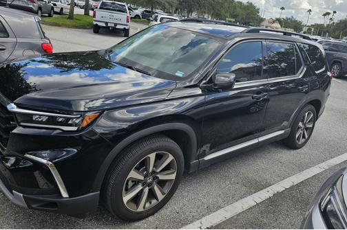 2025 Honda Pilot Elite AWD