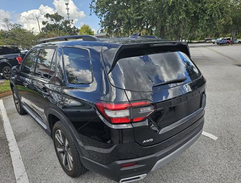 2025 Honda Pilot Elite AWD