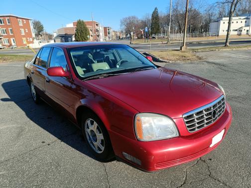 2004 Cadillac DeVille Base