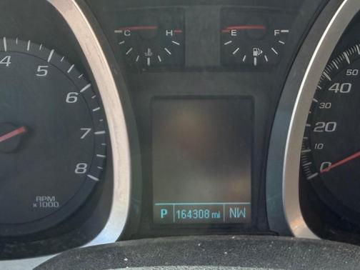 Green 2013 Chevrolet Equinox 2LT