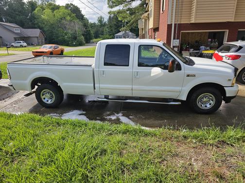 2003 Ford F-250 XLT Crew Cab Super Duty