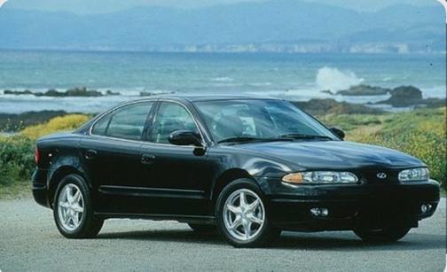 Black 2000 Oldsmobile Alero GL