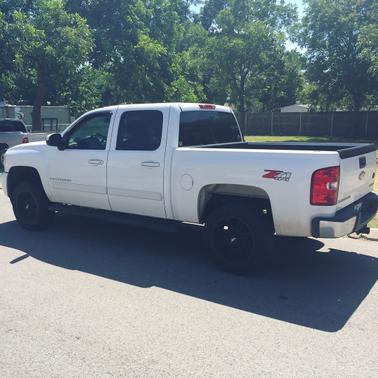 2009 Chevrolet Silverado 1500 LTZ Crew Cab