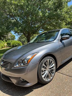 Silver 2012 INFINITI G37 Journey