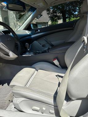 Silver 2012 INFINITI G37 Journey