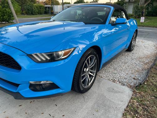 2017 Ford Mustang EcoBoost Premium