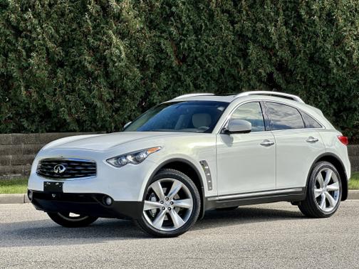 2009 INFINITI FX50 Base