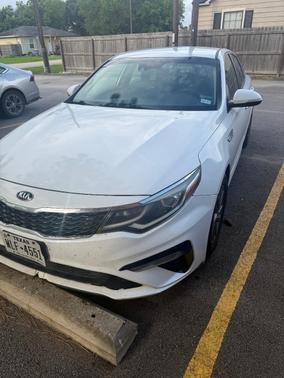 White 2020 Kia Optima LX
