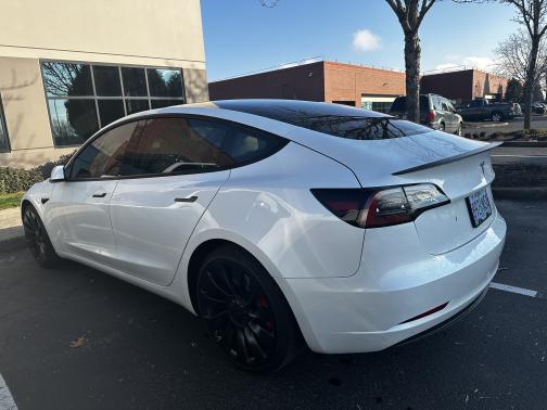 Photo 1 of 28 of 2022 Tesla Model 3 Performance