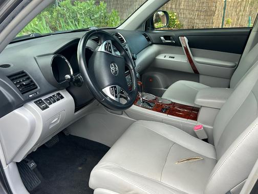 2013 Toyota Highlander Hybrid Limited