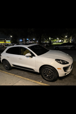 2018 Porsche Macan Macan