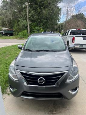 Gray 2018 Nissan Versa 1.6 SV
