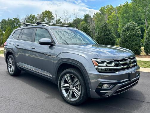 Gray 2019 Volkswagen Atlas 3.6L SEL R-Line