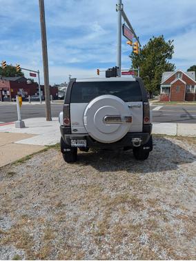 Silver 2010 Hummer H3 Base