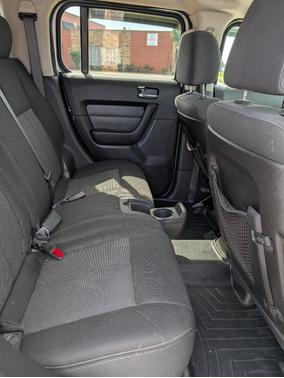 Silver 2010 Hummer H3 Base