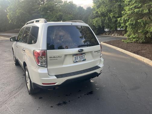 2010 Subaru Forester 2.5 X Premium