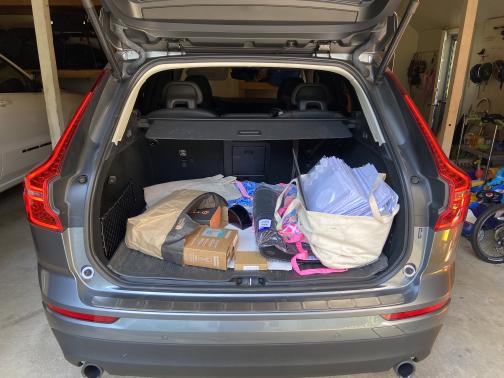 Photo 3 of 8 of 2019 Volvo XC60 T5 Momentum