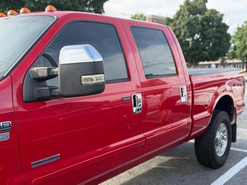 Red 2006 Ford F-350 Lariat Crew Cab Super Duty