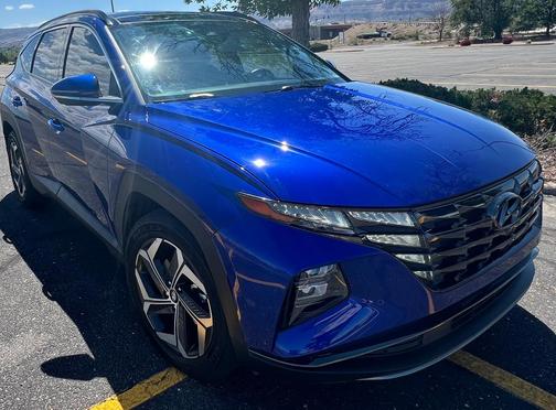 Blue 2022 Hyundai TUCSON Limited