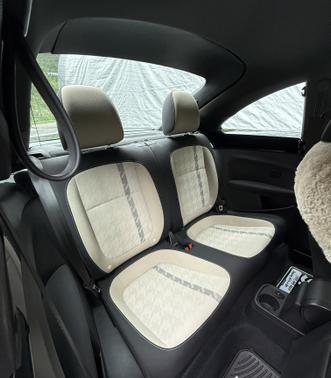 2018 Volkswagen Beetle 2.0T Coast